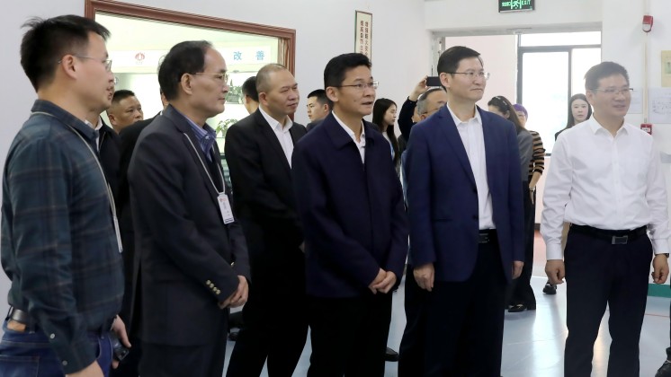 湖南省人民政府副省長、黨組成員曹志強 蒞臨炬神電子調(diào)研